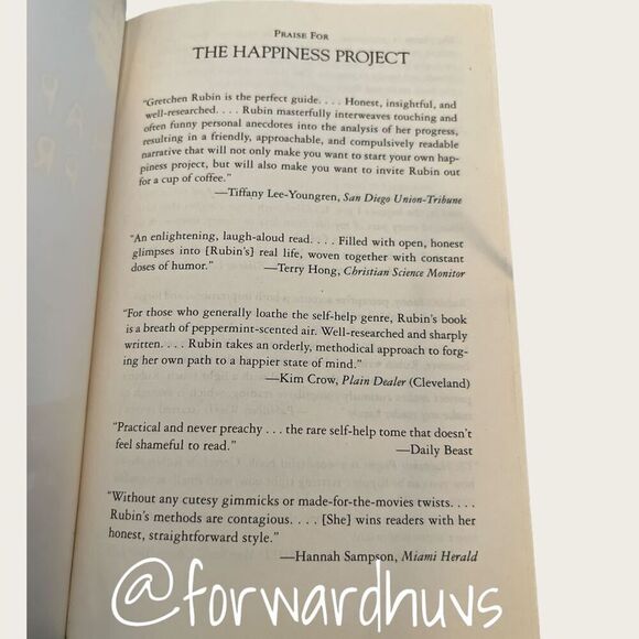“The Happiness Project” by Gretchen Rubin Softcover Book - Picture 5 of 8